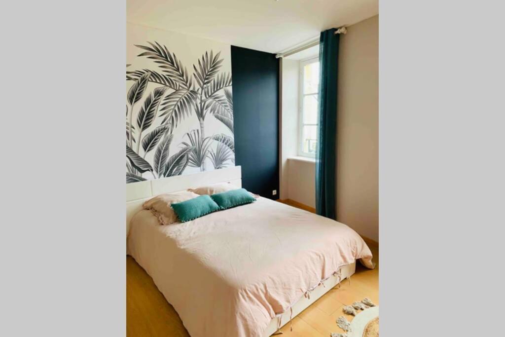 La Roseraie De L Arguenon, Appartement Charmant Centre Ville Jugon-les-Lacs Exteriör bild