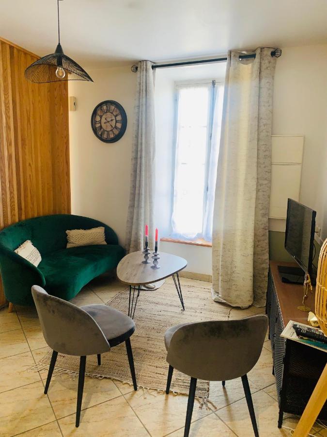 La Roseraie De L Arguenon, Appartement Charmant Centre Ville Jugon-les-Lacs Exteriör bild
